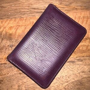 Louis Vuitton Pocket Organizer – Cassis Epi Leather – Fuchsia Interior